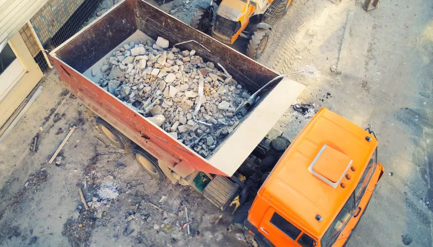 Kamyonla Moloz Ve Çöp Nakliyesi